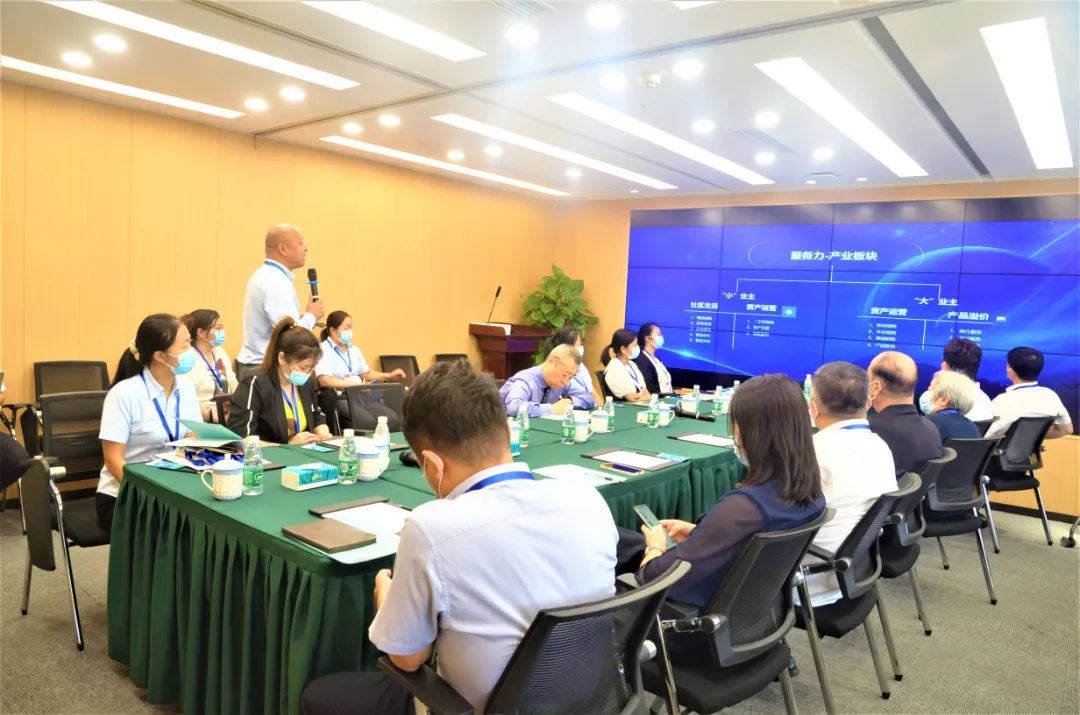 二七區(qū)大學(xué)路街道人大代表及政協(xié)委員赴康橋悅生活考察指導(dǎo)工作 二七區(qū)大學(xué)路街道人大代表及政協(xié)委員赴康橋悅生活考察指導(dǎo)工作