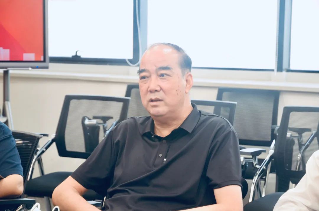 二七區(qū)大學(xué)路街道人大代表及政協(xié)委員赴康橋悅生活考察指導(dǎo)工作 二七區(qū)大學(xué)路街道人大代表及政協(xié)委員赴康橋悅生活考察指導(dǎo)工作