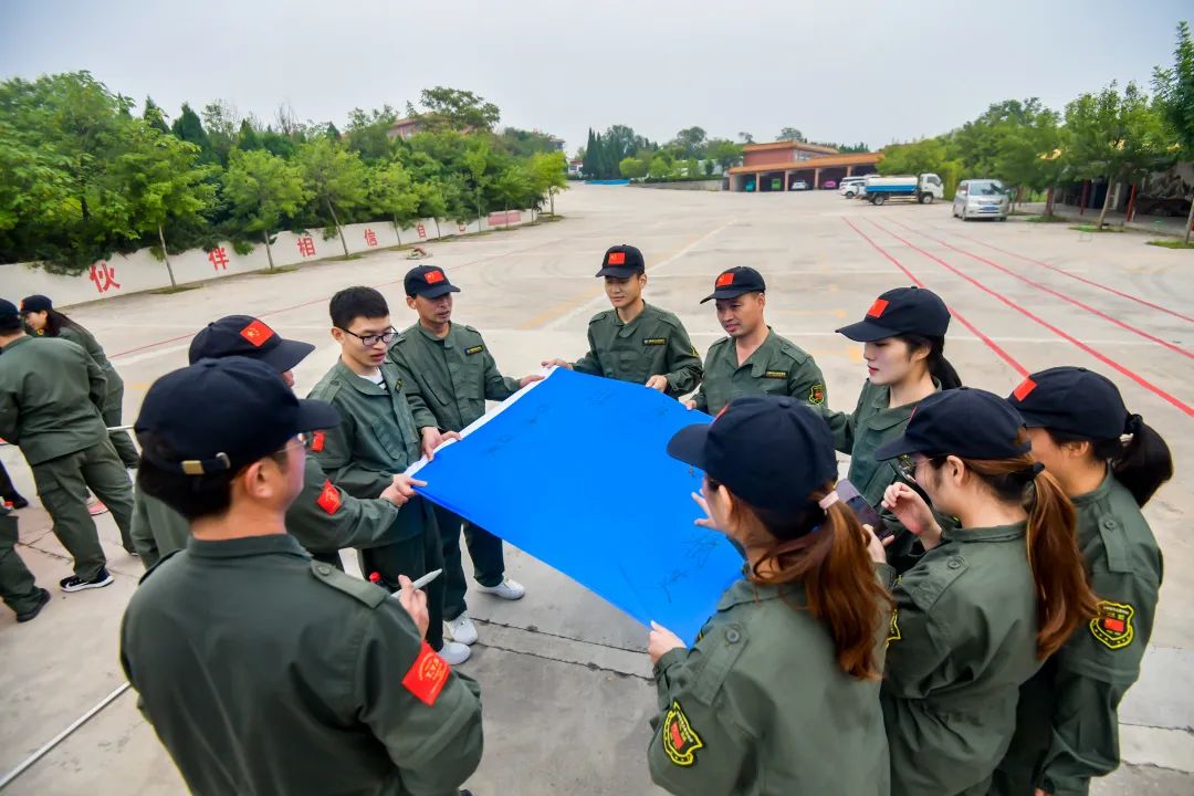 康橋悅生活舉行2022V士節&V笑節活動 康橋悅生活舉行2022V士節&V笑節活動