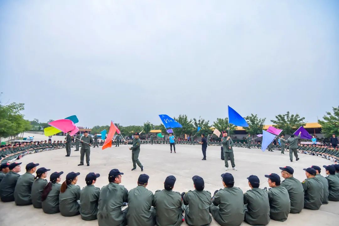 康橋悅生活舉行2022V士節&V笑節活動 康橋悅生活舉行2022V士節&V笑節活動